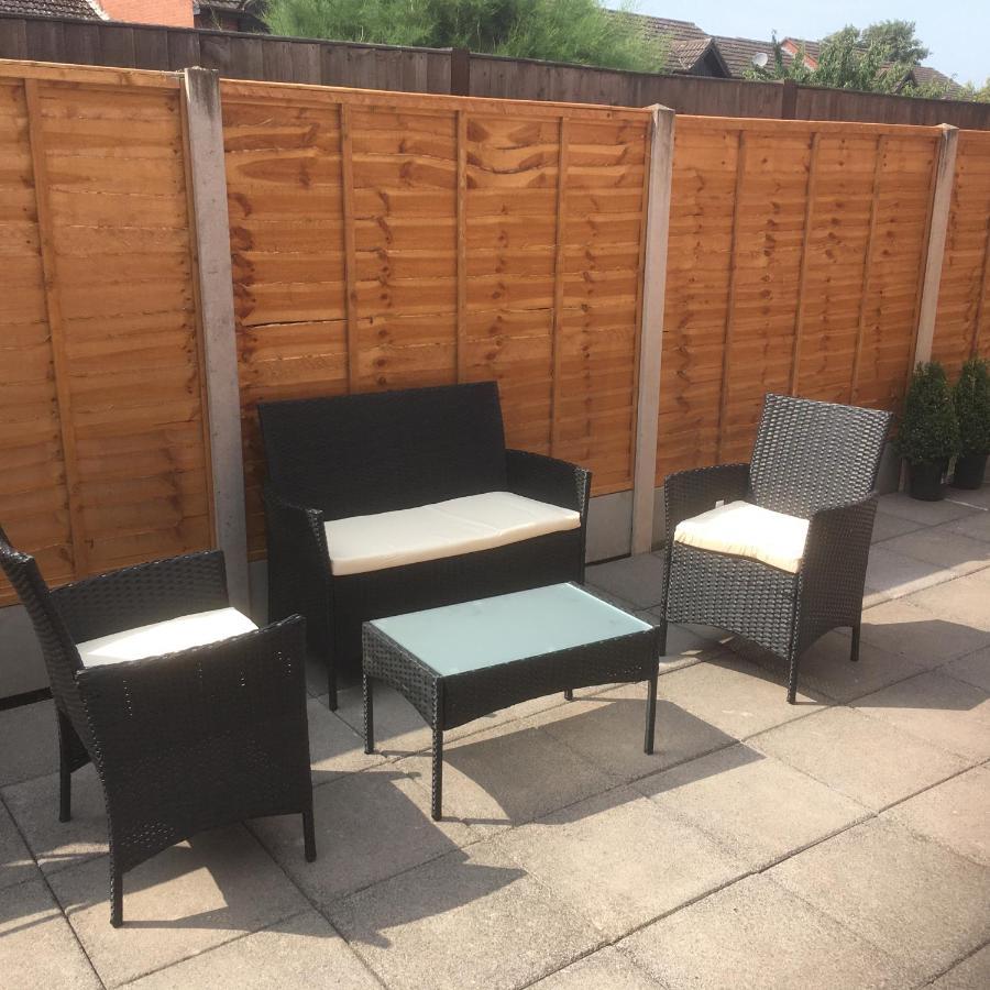 Cosy And Peaceful Maisonette With Terrace, Kidderminster Exterior foto